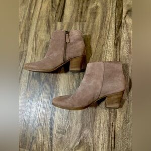 Beautiful, Nicole ankle boots 🤩